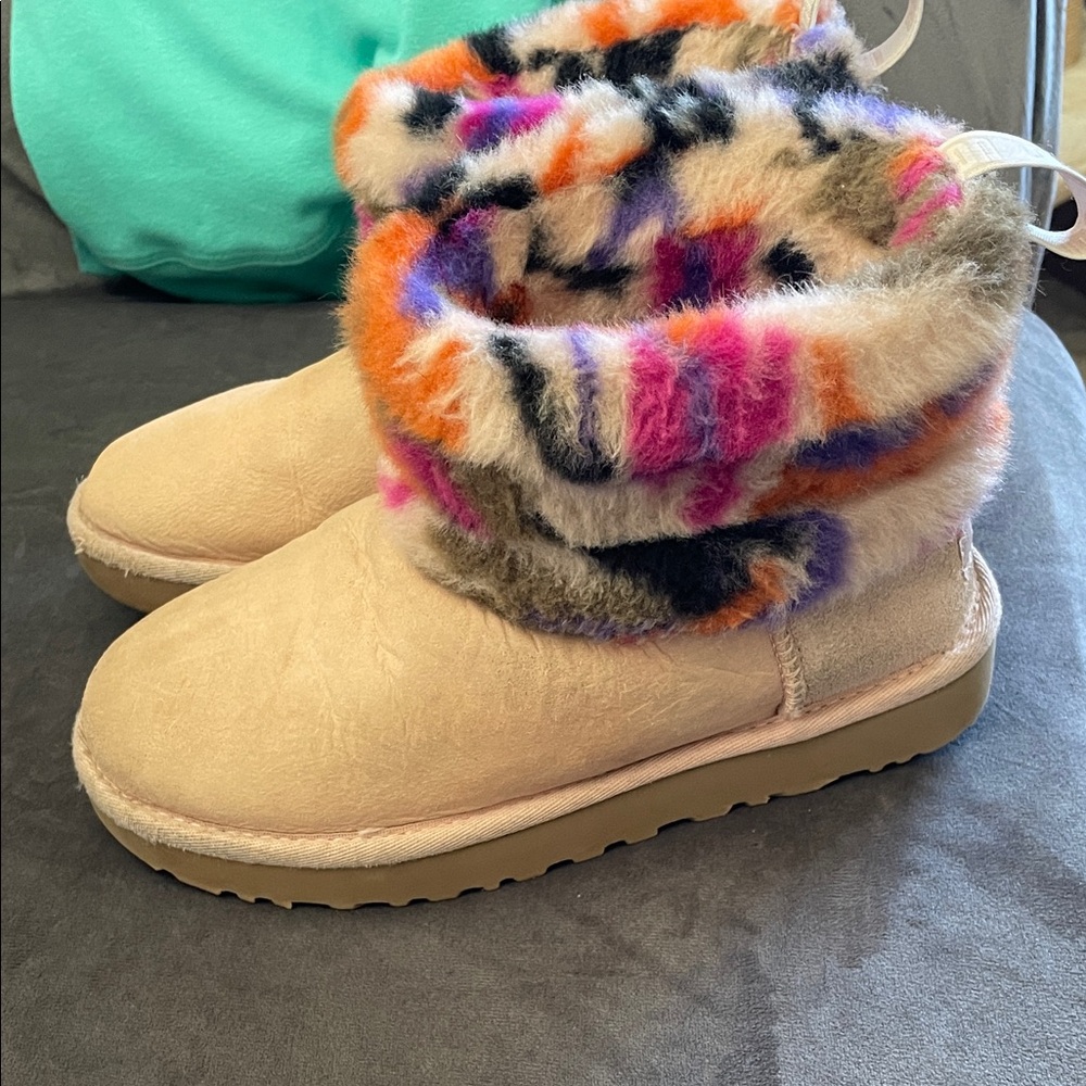 UGG Short Shearling Cuff Boots in Pink with Multicolor Fur - Picture 7 of 8